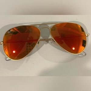 Ray-ban aviator sunglasses with case